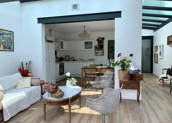 La Maison D'hortense, Maison De Charme Et De Caractere