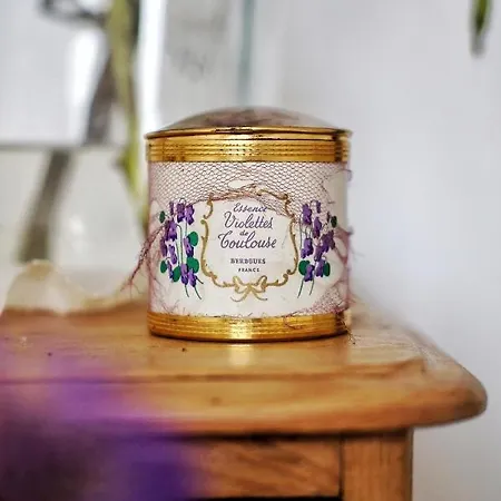 게스트하우스 La Maison D'hortense, Maison De Charme Et De Caractere