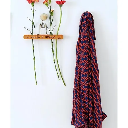 La Maison D'hortense, Maison De Charme Et De Caractere 게스트하우스 4*