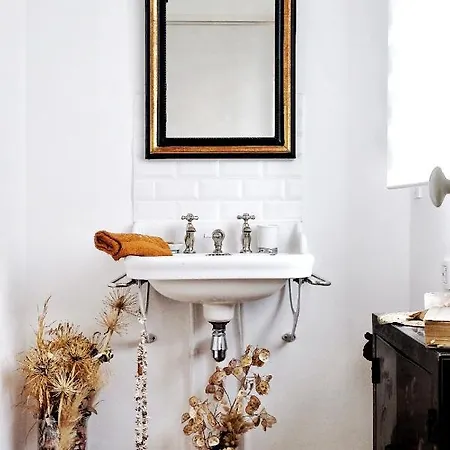 La Maison D'hortense, Maison De Charme Et De Caractere 게스트하우스