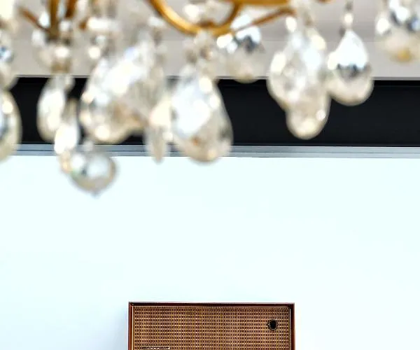 La Maison D'hortense, Maison De Charme Et De Caractere 4*