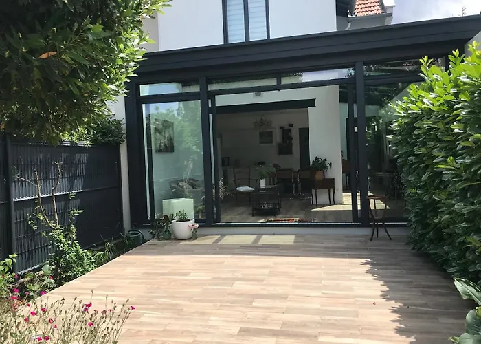 La Maison D'hortense, Maison De Charme Et De Caractere 4*