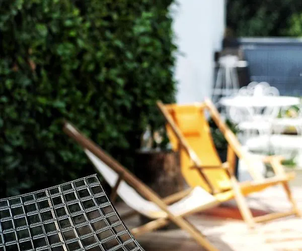 ゲストハウス La Maison D'hortense, Maison De Charme Et De Caractere 4*