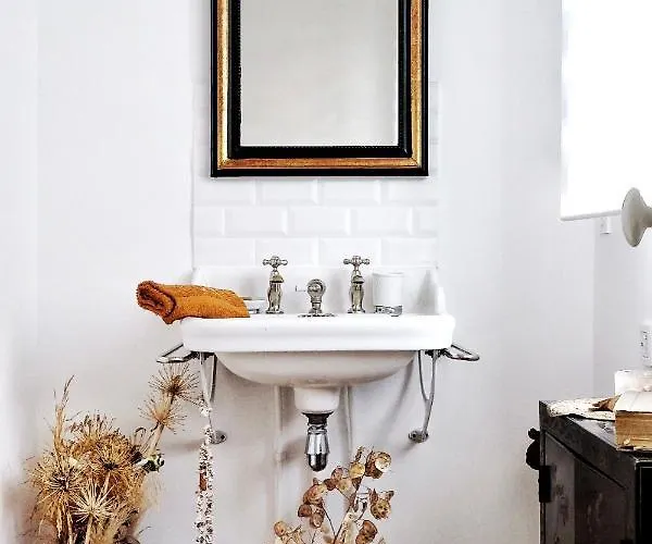 La Maison D'hortense, Maison De Charme Et De Caractere ゲストハウス