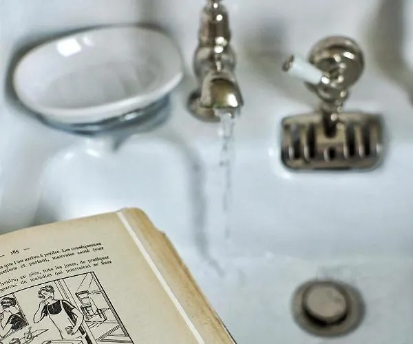 La Maison D'hortense, Maison De Charme Et De Caractere 4*